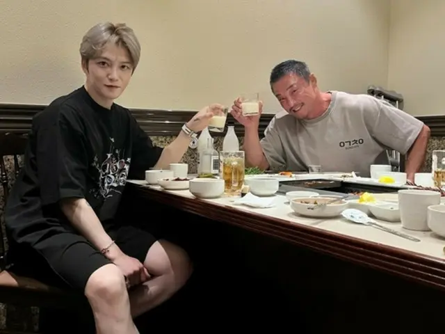 Jaejung meets Yoshihiro Akiyama... "If you're going to travel at 70, you should stay healthy"