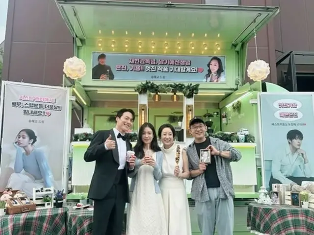 Actress Ahn Eun Jin thanks actress Song Hye Kyo for her support... "Thanks to her, I'm filming with all my might"