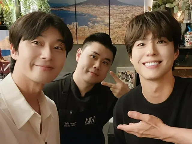 Park Seo Jun & Park BoGum, I agree with the friendship between these nice guys... Eye-opening visuals