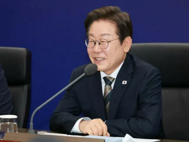 Presidential Office: "Beware of sales scams for President Lee's commemorative clock" - South Korean media