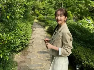 Actress Han JIMIN, just with her hair tied up, "She's really pretty"... Her cropped look is also "pure and lovely"