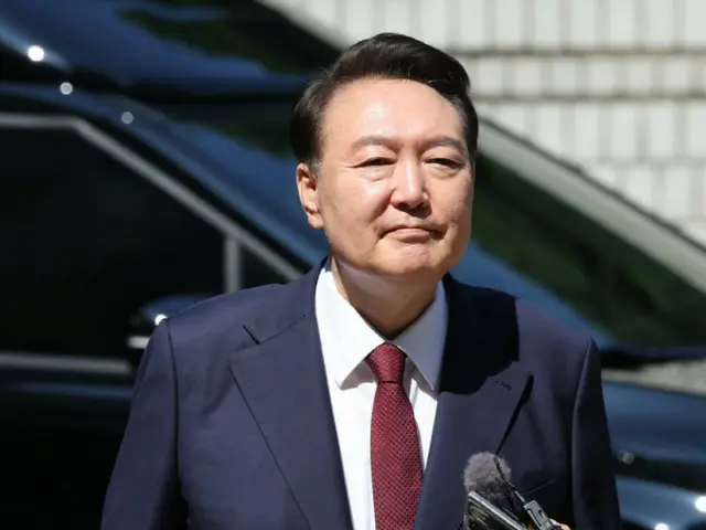 Yoon's side: "Request for arrest warrant is unjust, we will comply with legitimate summons" = South Korea
