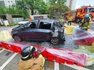 Last summer's nightmare repeats: EV fire breaks out in apartment building underground parking lot = South Korea