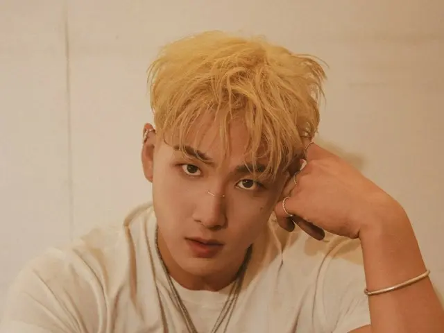 Singer Baekho releases concept photos... a new leap as a solo artist