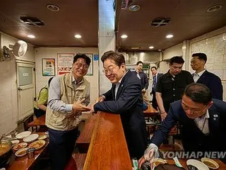 64% of South Koreans rate President Lee "doing well" - higher than previous administration