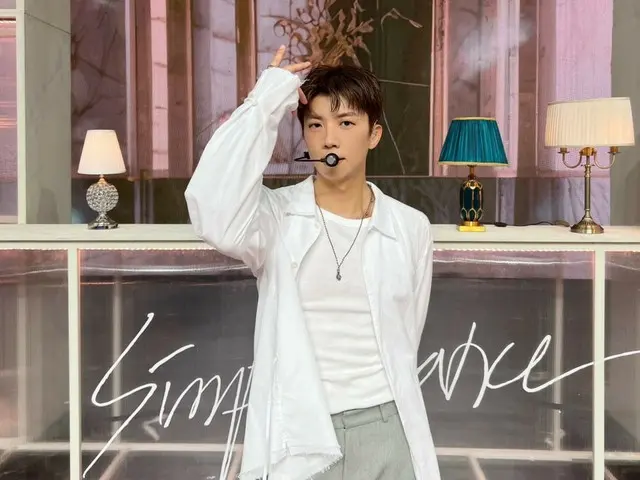 2PM's Wooyong makes comeback after 7 years and 5 months... New song "Simple Dance" performance well received
