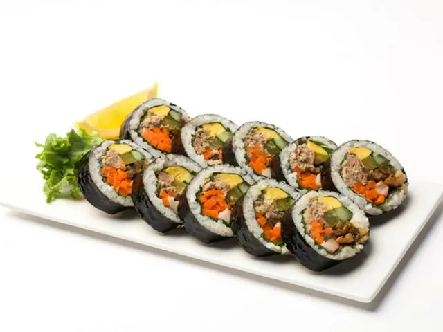 Parents in South Korea spark controversy after asking teachers to "buy one for my child when you buy a norimaki lunchbox"