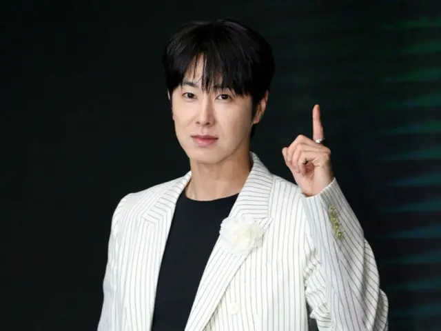TVXQ's Yunho (U-KNOW) introduces the TV Series "Pine" on the recently popular "hank U"... "Let's share good things together"