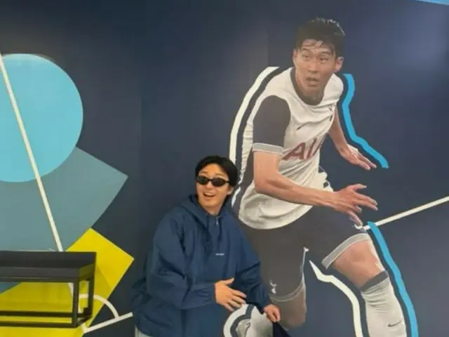 Park Seo Jun and Son Heung Min celebrate their birthdays with a photo... They show their affection with the same pose