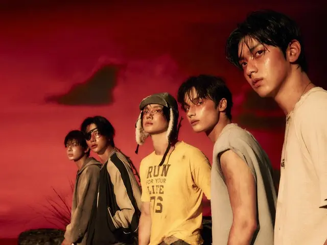"TOMORROW X TOGETHER (TXT)" releases first concept photo for 4th full album... the pinnacle of narrative