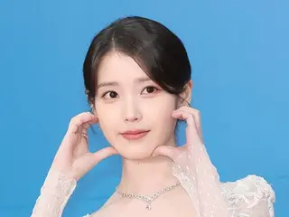IU is also considerate to actor Park Suyeong, who co-starred with her in "My Dear Mister"... "There are so many reasons to love him"