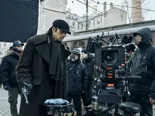 Famous scenes and behind-the-scenes photos from the suspenseful PENG SOO action blockbuster "Harbin," starring Hyun Bin, have been released!