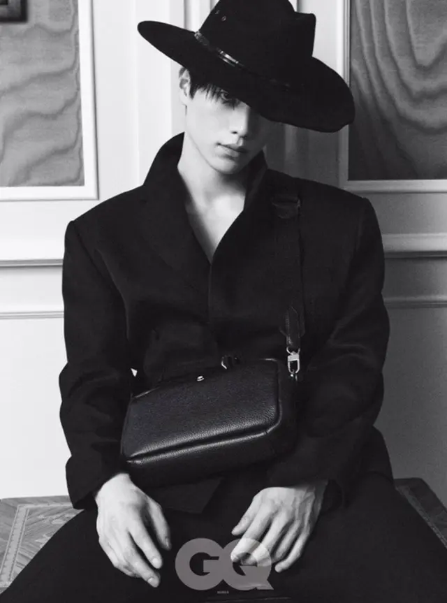 俳優ソ・ガンジュン、さすが元祖“顔の天才”…グラビアで表現した“無敵のビジュアル”