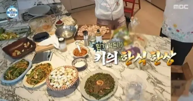 ムン・セユン、キー（SHINee）の料理を絶賛…「塩加減がすばらしいね」＝「私は一人で暮らす」