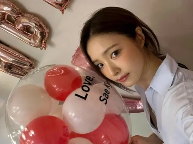 Actress Sin Se Gyeong gives a gift to celebrate her birthday... even a homemade dessert