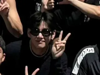 "BTS" V visits the unit again to participate in the successor's discharge ceremony... deep love for comrades