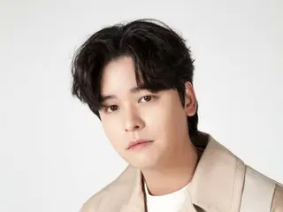 Actor Lee Jang Woo denies allegations of cheating with a male celebrity who is about to get married