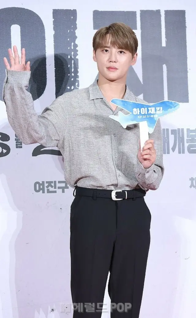 ジュンス、10月に蚕室単独コンサートでカムバック確定…ファンと楽しむ真のフェスティバル予告