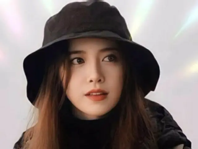 Actress Ku Hye Sun is uncomfortable with the constant "consumption of divorce topics"... She tells her ex-husband Ahn Jae Hyun to "act with your own identity"