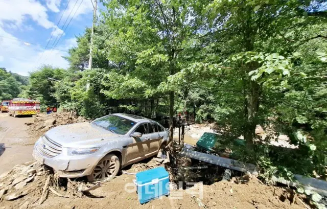 京畿道教育当局、集中豪雨で家族を失った高校生に「全ての支援を」＝韓国
