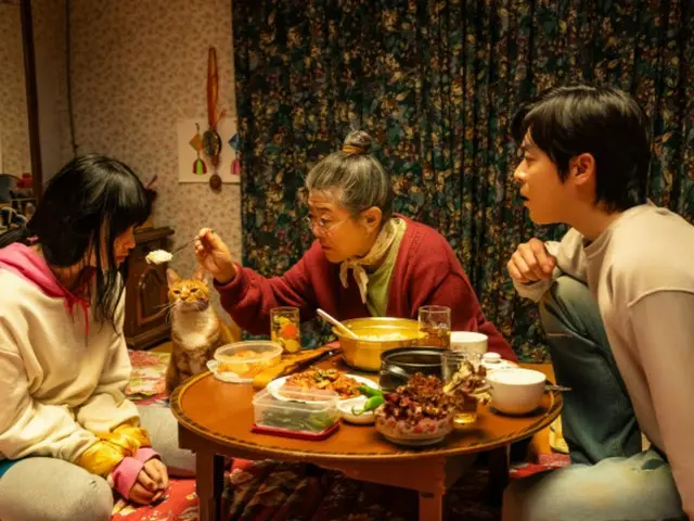 The movie "My Daughter Has Become a Zombie" is unbeatable! Will it exceed 3 million this weekend? ... Expectations are high for box office growth to accelerate over the holidays.