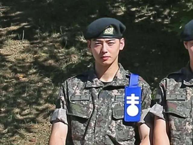 ASTRO's Cha EUN WOO, new post from training camp... a dignified look like in the movie