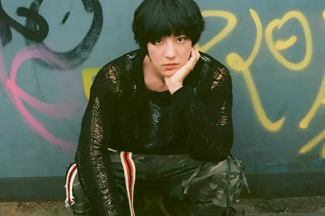 「EXO」CHANYEOL、人生の多様な関係を盛り込んだ…ニューアルバム「Upside Down」を25日リリース01