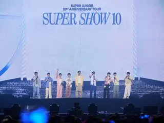 "SUPER JUNIOR" shows unchanged talk at 20th anniversary concert, "If you add up our ages, we're 360 years old"