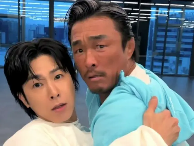 "TVXQ" Yunho joins Seikun Akiyama for the "Red Sun" dance challenge... martial arts version? (with video)