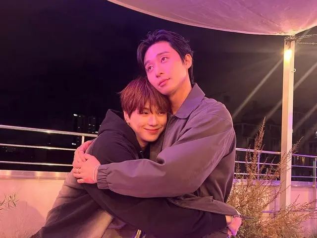 KANGDANIEL (KANGDANIEL) & actor Park Seo Jun, a brotherly bromance