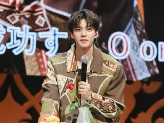 Actor Song Kang ends his fan meeting in Japan with great success...Fans shed tears at the event, saying, ``It's a good memory that I'll cherish for the rest of my life.''