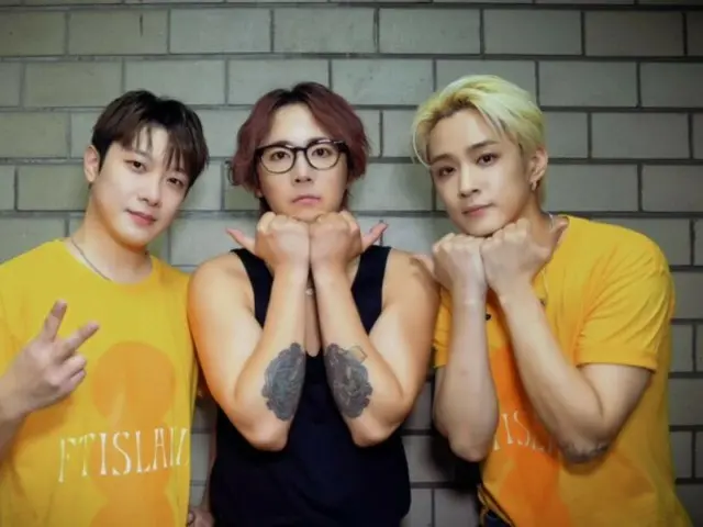 "FTISLAND" announces the end of their Fukuoka performance with a cute pose... "We got it from ourselves"