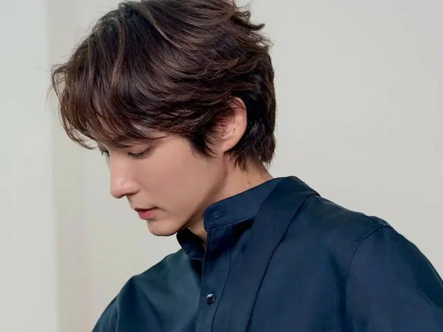 Actor Lee Jun Ki has a nice profile after cutting his hair