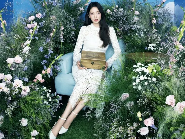 Actress Park Sin Hye, “20th anniversary of debut” Fan Meeting to be held on December 3rd…participated in the planning