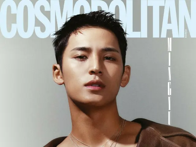 "SEVENTEEN" MIN-GYU graces the magazine cover... Eyes are glued to his muscular body (with video)