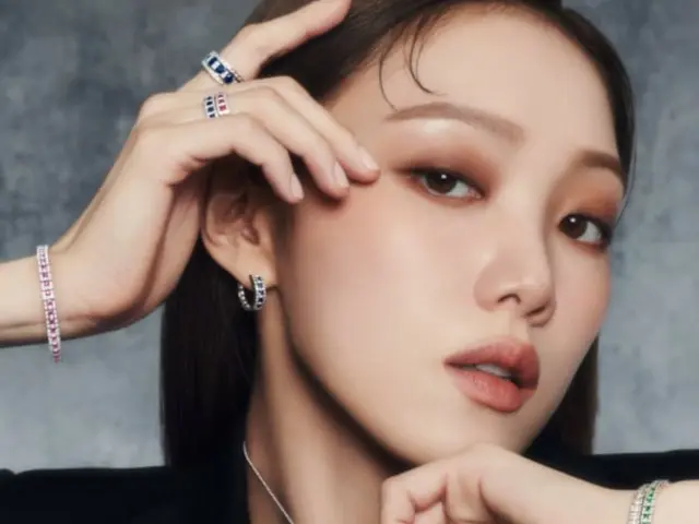 Actress Lee SungKyoung selected as ambassador of Italian jewelry brand "Damiani"