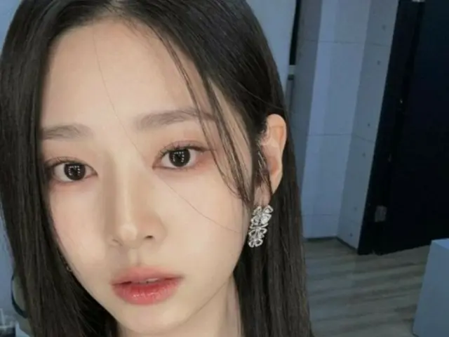 "IZONE" from Kim Min Ju, heart-throbbing beauty...Is she really a real person?