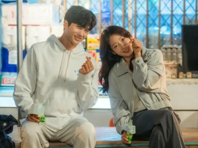 "Dr. Slump" Park Sin Hye & Park Hyung Sik, behind-the-scenes cut of the best romantic comedy couple