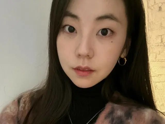 Ahn So Hee's visual has not changed since her debut... "Thank you for the 17th anniversary"