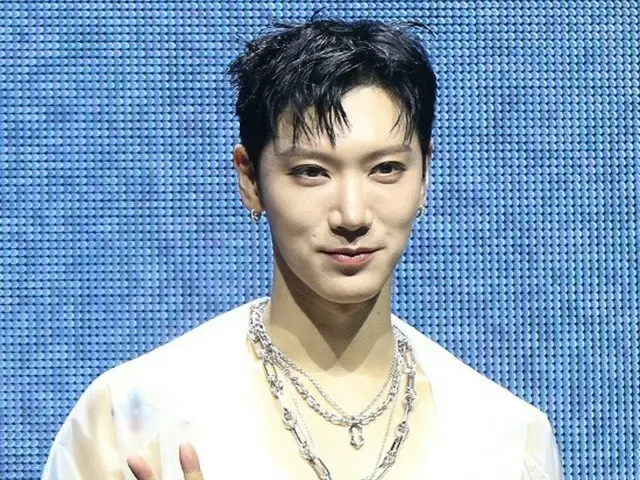 [Photo] "NCT" Ten holds a showcase commemorating the release of his 1st solo album "TEN"...He looks a little nervous