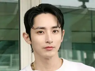 [Airport photo] Actor Lee Soo Hyuk has a model aura that turns the airport into a runway