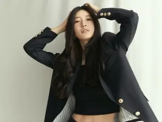 Suzy (formerMissA)... Showing off perfect 11 character abs [Gravure]