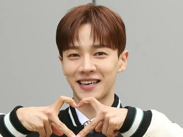 [Photo] “HIGHLIGHT” Lee Gi-kwang, on his way to a fun arrival to work for the “Knowing Bros” record