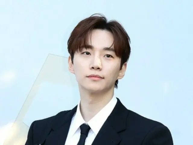 2PM's JUNHO takes the top spot in actor popularity rankings...his popularity never fades