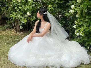 Actress Kim Ji Woo reveals her beautiful wedding dress... "Thank you to everyone who was with me as the 'Queen of Tears'"