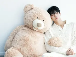 Actor Chae Jong Hyeop's cute two-shot with a bear is heart-melting