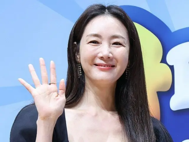 [Photo] Actress Choi Ji Woo attends the press conference for the 11th anniversary renewal of "Superman Returns"