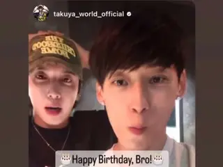 "CNBLUE's Jung Yong Hwa, "UVERworld's TAKUYA" celebrated his birthday with "Thank you!!"