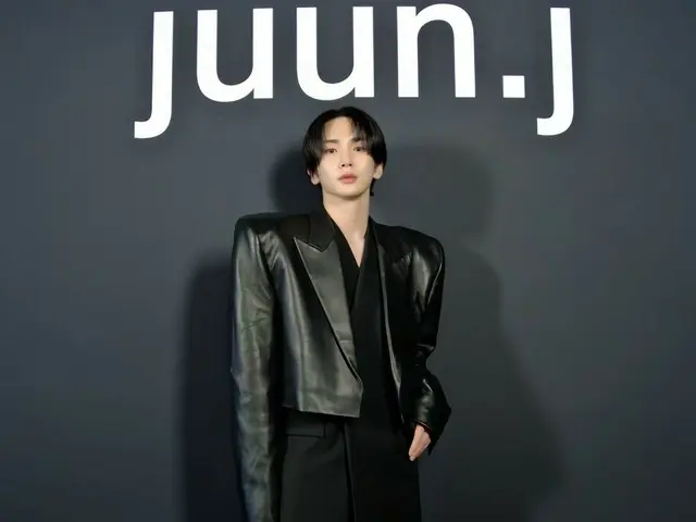 SHINee's KEY attends Paris Fashion Week... a unique fashion icon (video included)