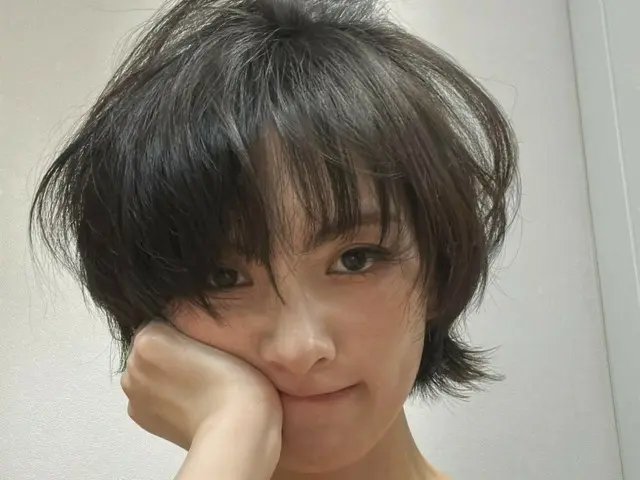 KARA's Ji Young looks good with short hair... "There's a boy here"